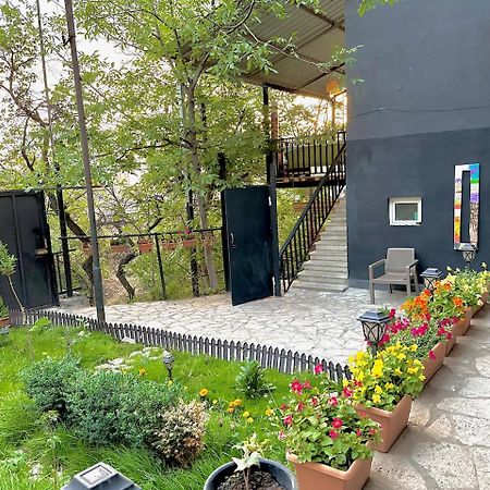 Cosy Studio With Beautiful Garden يريفان المظهر الخارجي الصورة