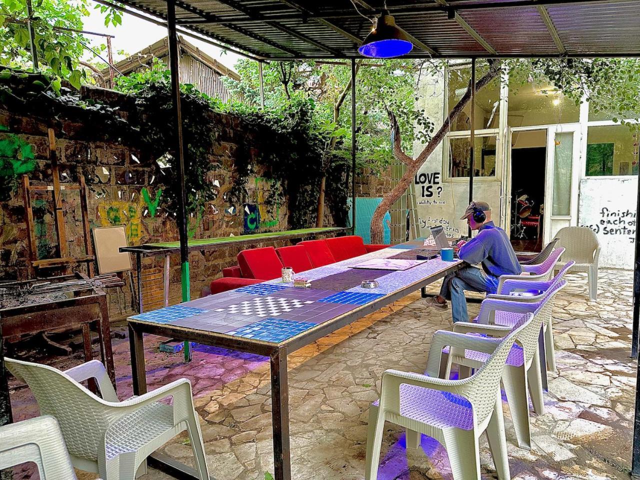 Cosy Studio With Beautiful Garden يريفان المظهر الخارجي الصورة