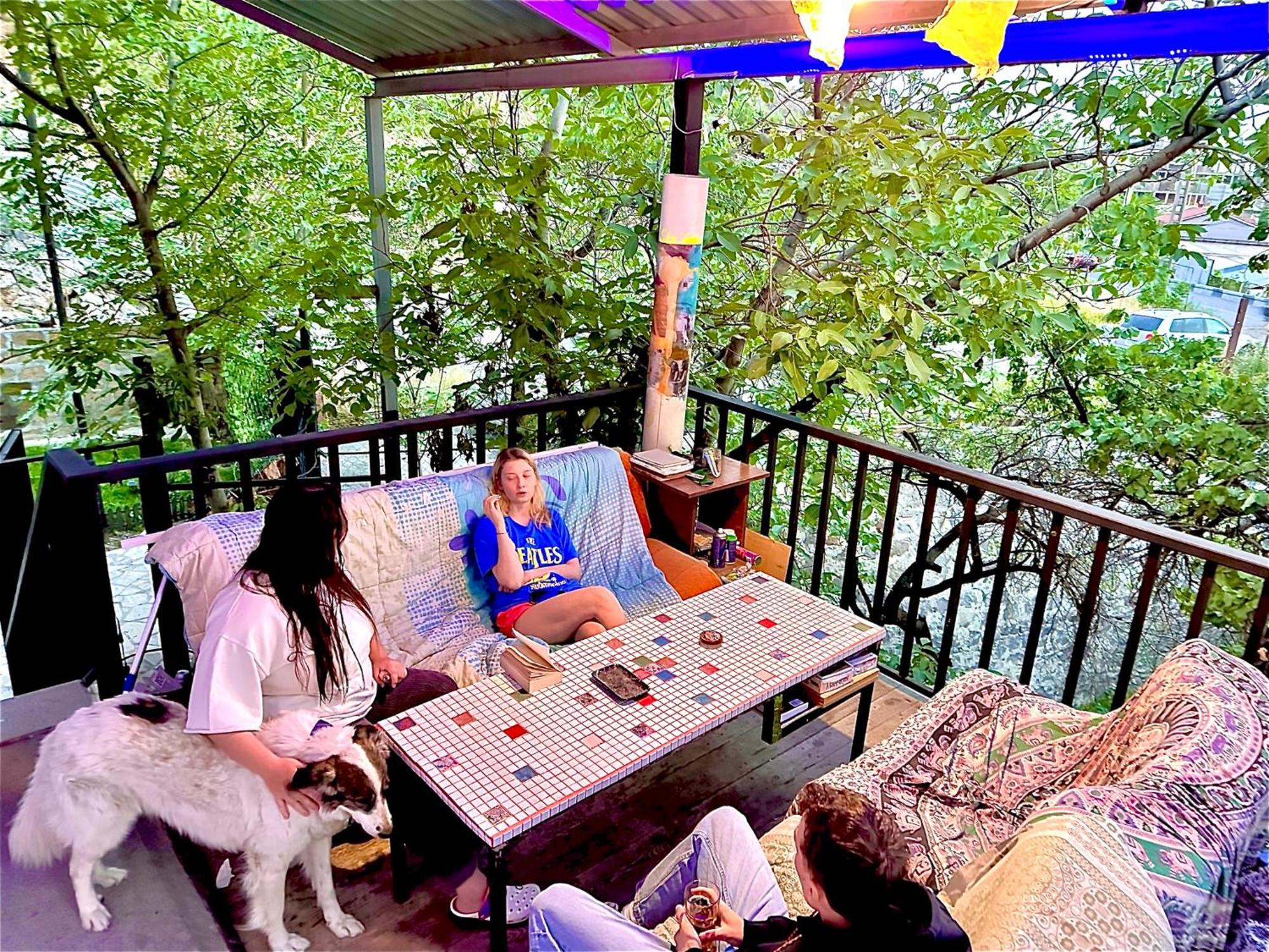 Cosy Studio With Beautiful Garden يريفان المظهر الخارجي الصورة